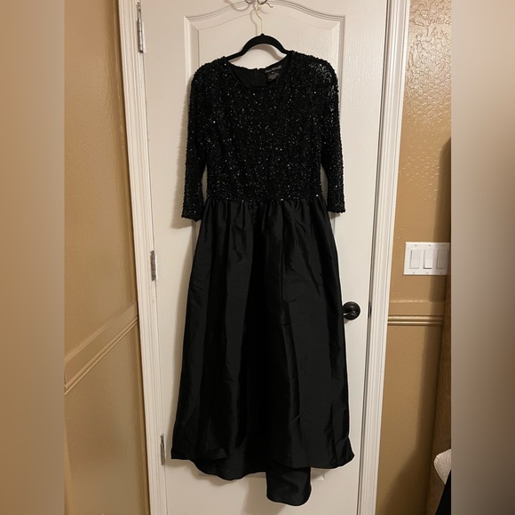 Dresses & Skirts - Party dress